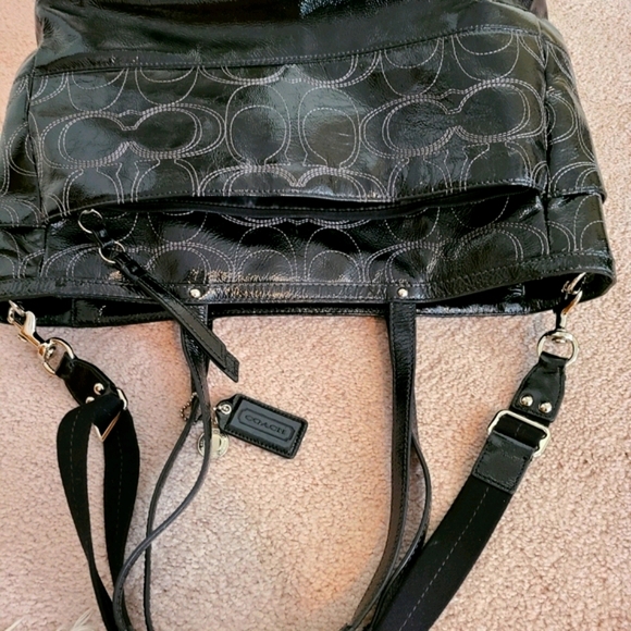 Coach Large Patent Leather Bag - Picture 9 of 14